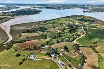 49 Petley Road, Paparoa