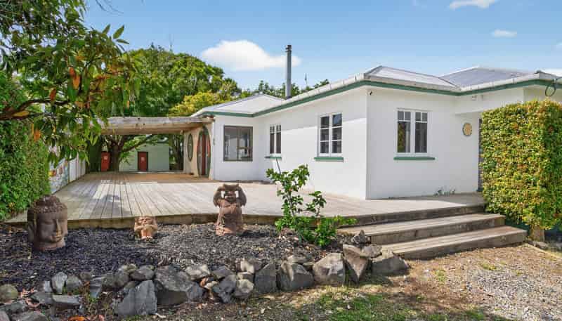 49 Petley Road, Paparoa