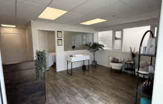 City Retail Studio/Office For Lease