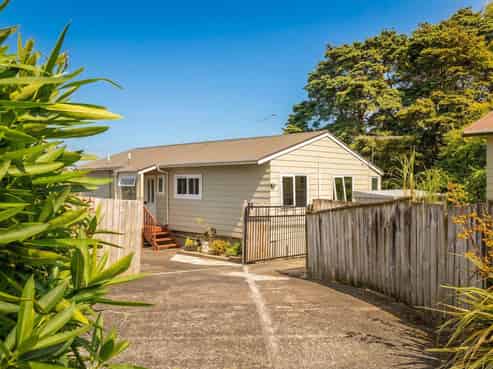 5/17A Idesia Place, Totara Heights