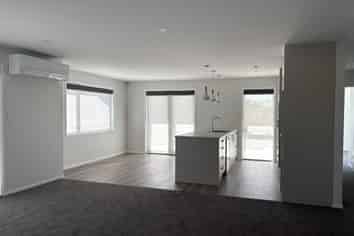 4 Alfred Street, Roslyn