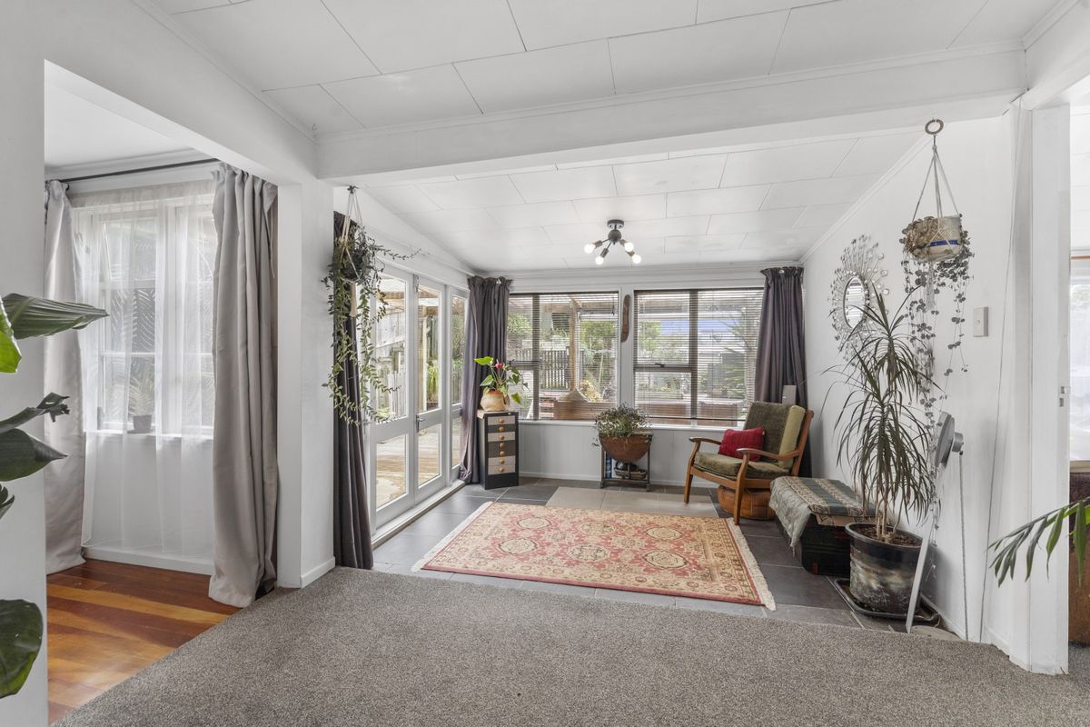 Hidden Coastal Opportunity with Bonus Studio - Ansicht 4