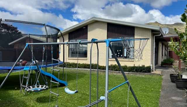 257 Port Hills Road, Heathcote Valley