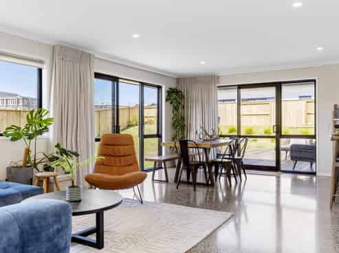 48 Maunganamu Drive, Wharewaka