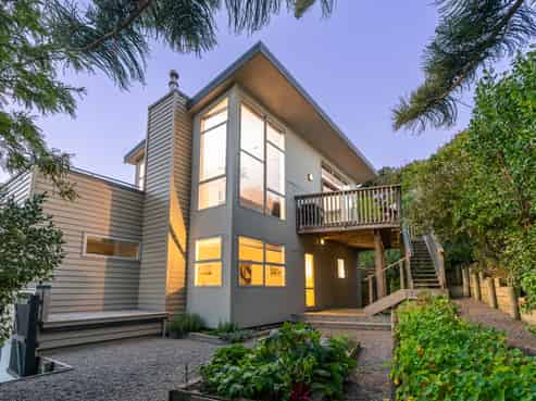 25 Rainbow Court, Raumati South
