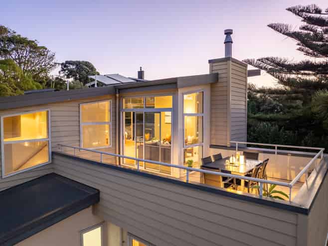 25 Rainbow Court, Raumati South