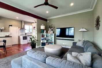 818 Oliphant Road, Raureka