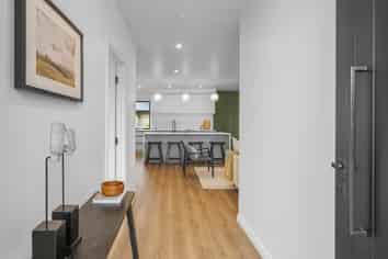 3B Keri Rua Road, Cambridge