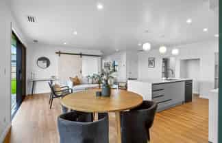 3B Keri Rua Road, Cambridge