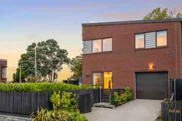 40 Clark Road, Hobsonville