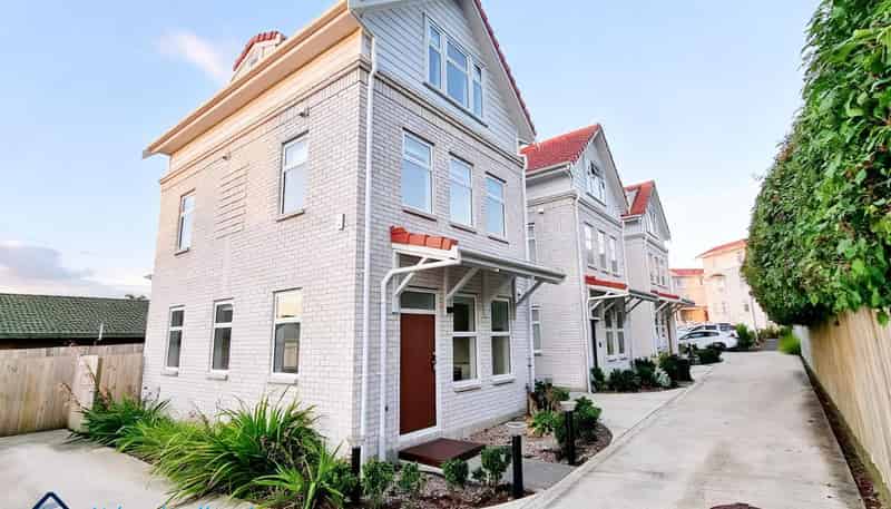 33 Whautapu Court, Avondale