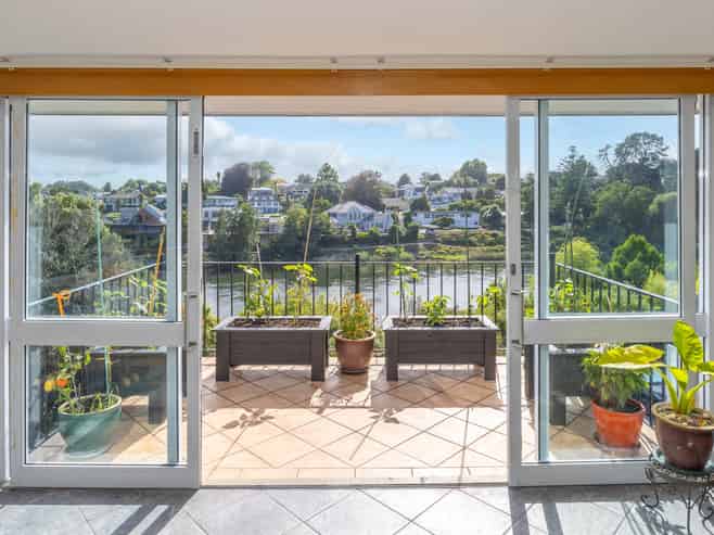 1184c Victoria Street, Whitiora