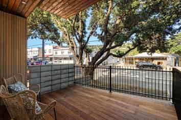 3/152 The Parade, Island Bay