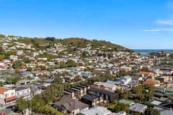 10/152 The Parade, Island Bay