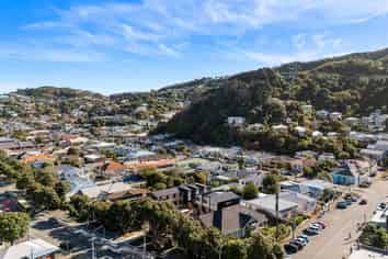 10/152 The Parade, Island Bay