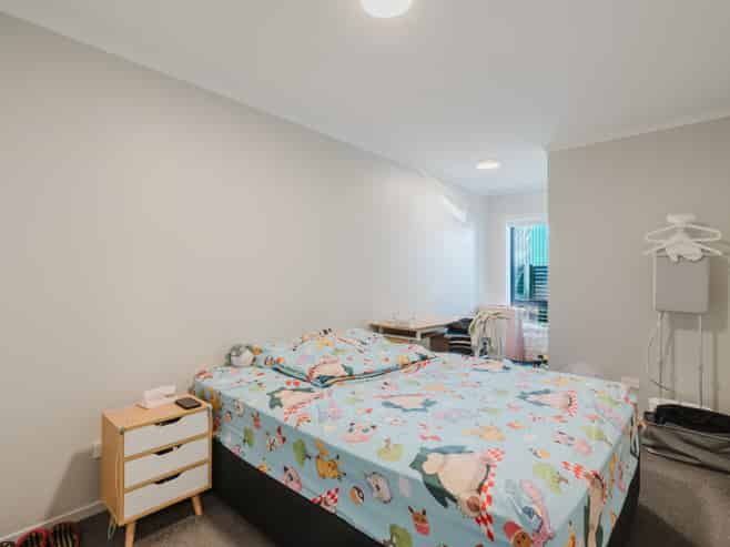 G04/17 Vialou Street, Hamilton Central