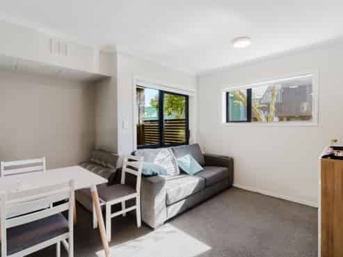 G04/17 Vialou Street, Hamilton Central