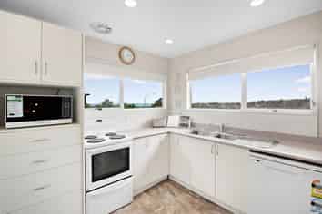 101 Glamorgan Drive, Torbay