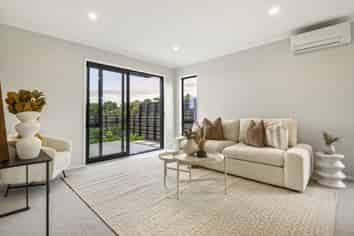 13 Te Ara Tu Para, Albany