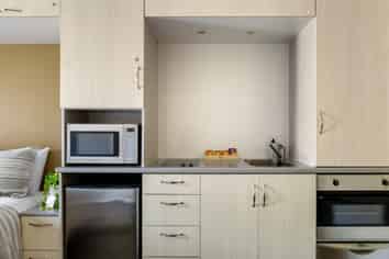 210/2 Reads Quay, Gisborne