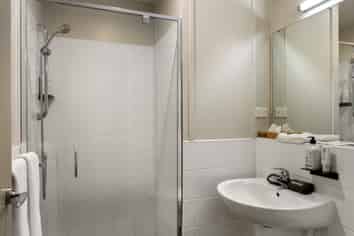 210/2 Reads Quay, Gisborne