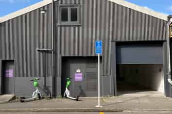 Dream Industrial unit in Miramar 