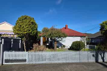 36 Colson Street, Avalon