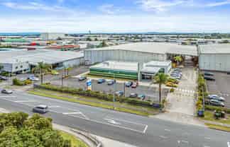 Large industrial facility on Kerrs Road