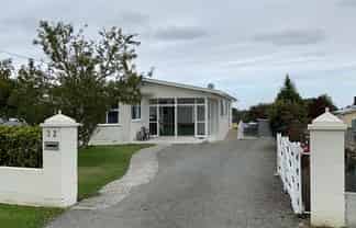 32 Charles Street, Weston