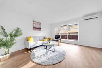 3B Kelvyn Grove, Hillpark