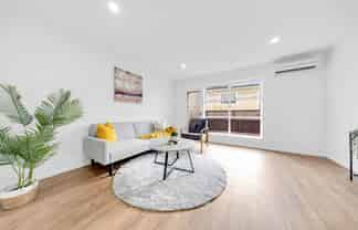 3B Kelvyn Grove, Hillpark