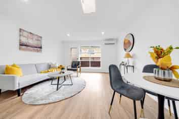 3B Kelvyn Grove, Hillpark