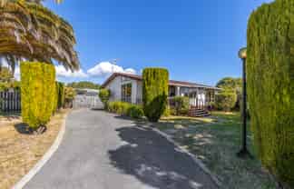 7 Kanawa Street, Waikanae