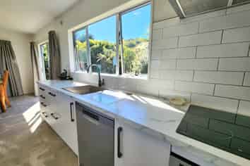 133 Coulson Road, Paroa