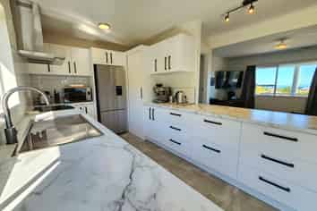 133 Coulson Road, Paroa