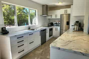 133 Coulson Road, Paroa