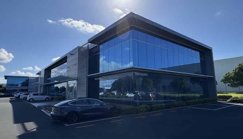 4-8 Pavilion Drive, Mangere