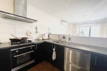 17  Blethyn Pl, Te Atatu South