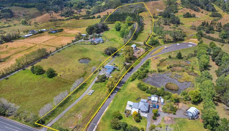 411 Pine Valley Road, Dairy Flat