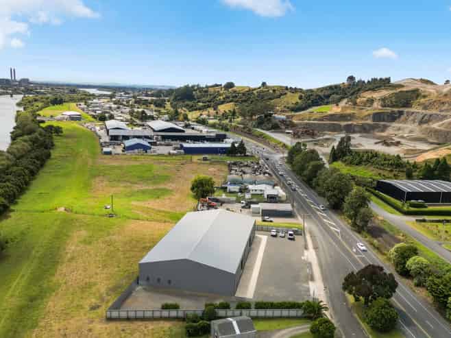 Industrial Warehouse With Secure Yard