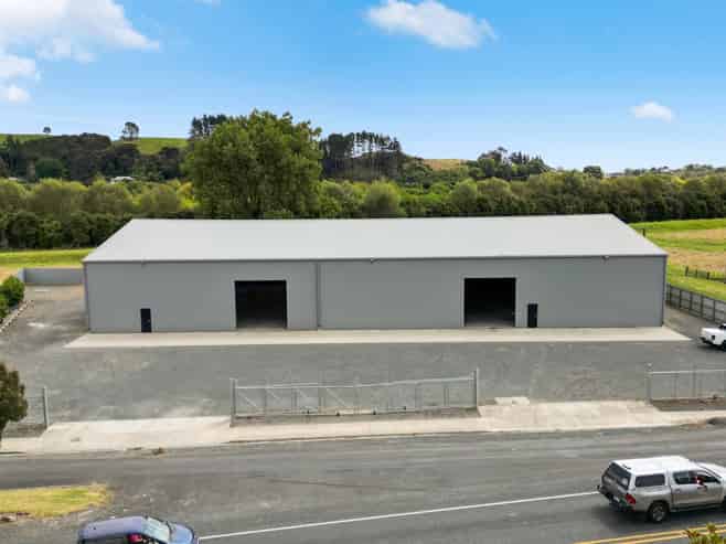 Industrial Warehouse With Secure Yard