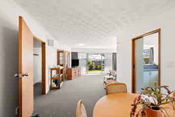 4/6 Cornwall Street, Lower Hutt