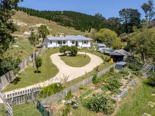 2010 Te Wharau Road, Te Wharau