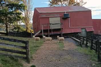 714 Weranui Road, Wainui