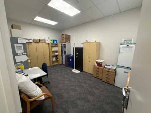 Inviting Ground Floor Tenancy in Nelson's Heart