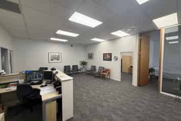 Inviting Ground Floor Tenancy in Nelson's Heart