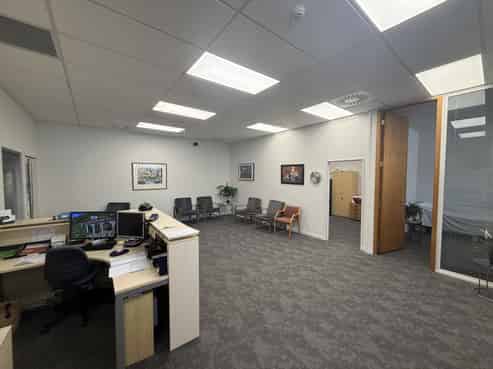 Inviting Ground Floor Tenancy in Nelson's Heart