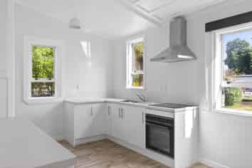 3 Haldane Street, Elgin