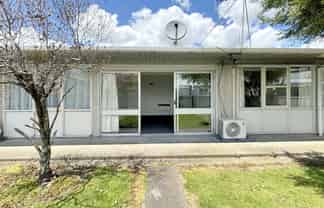 4/31 Albert Street, Palmerston North Surrounds
