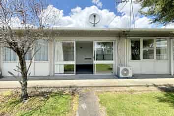 4/31 Albert Street, Palmerston North Surrounds